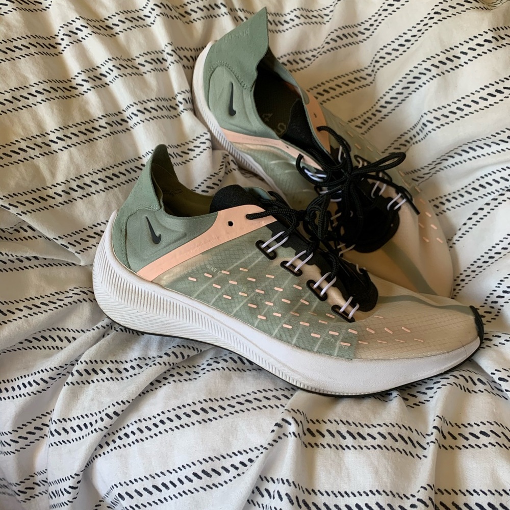 Women’s Nike running shoes size 9.5